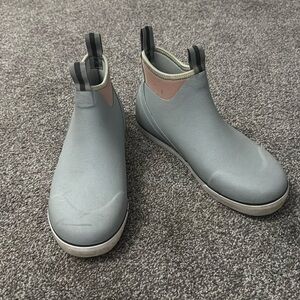 Worldwide Sportsman Booties